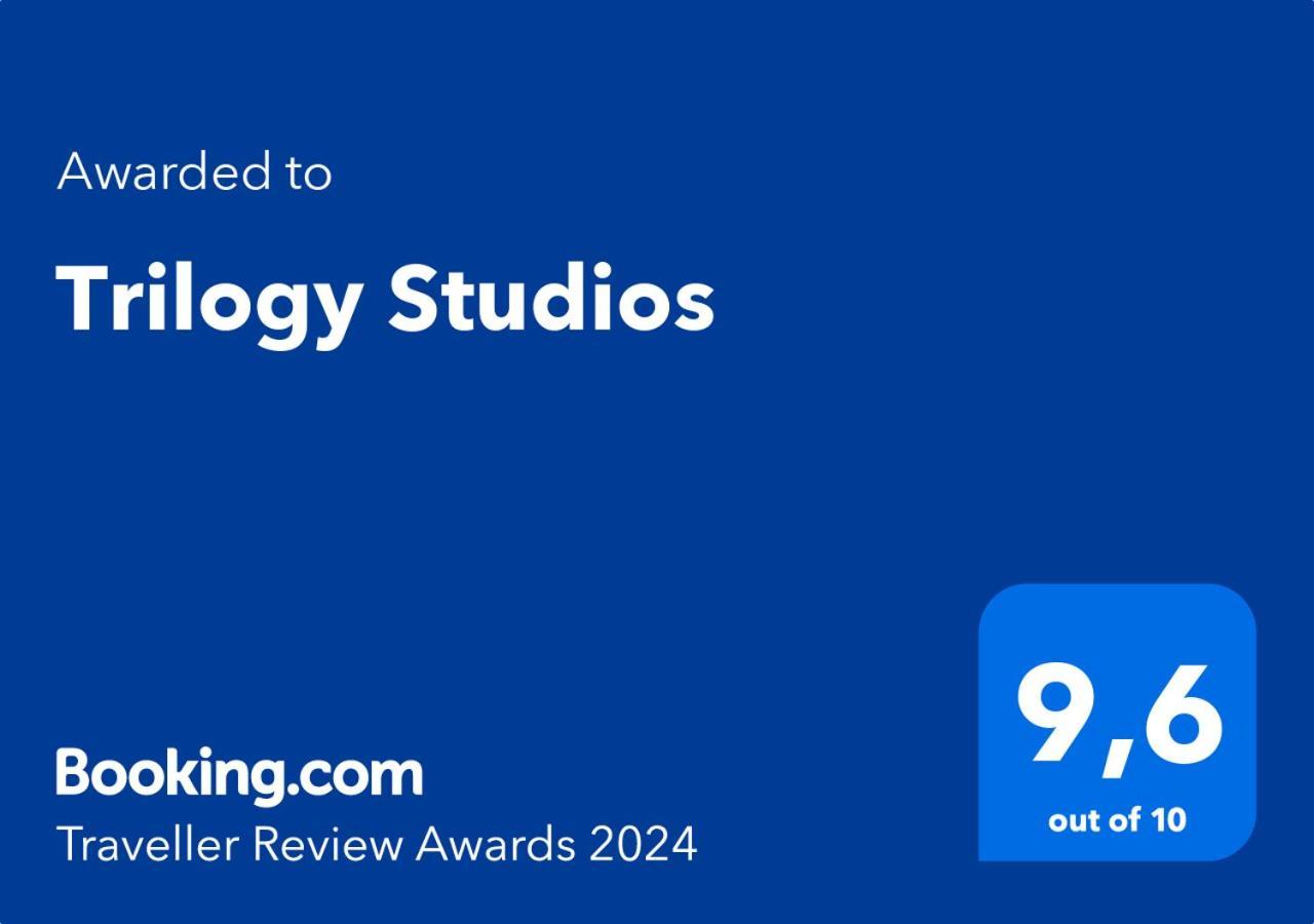 Τrilogy Studios Szívota Kültér fotó